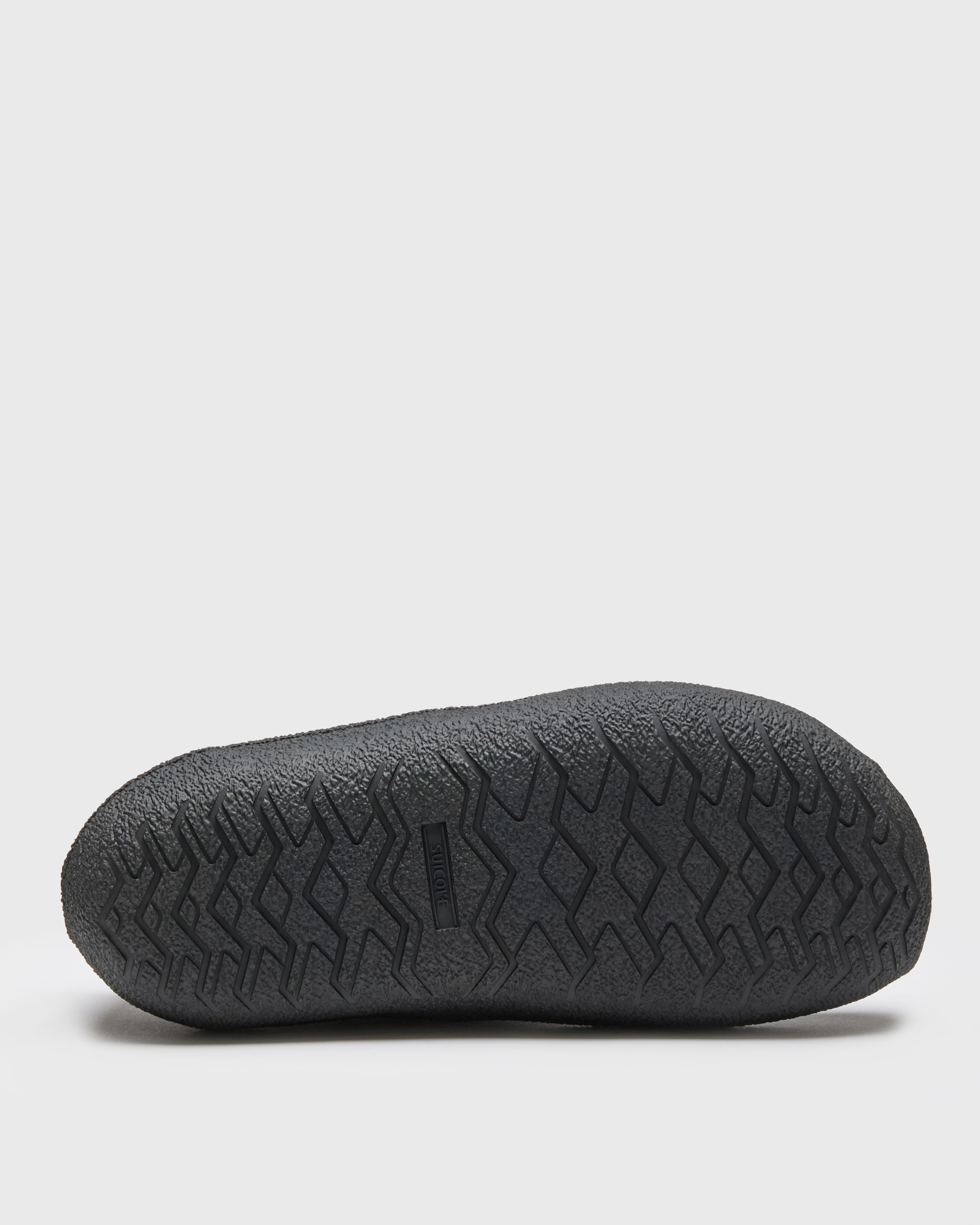 POWN SLIP ON
