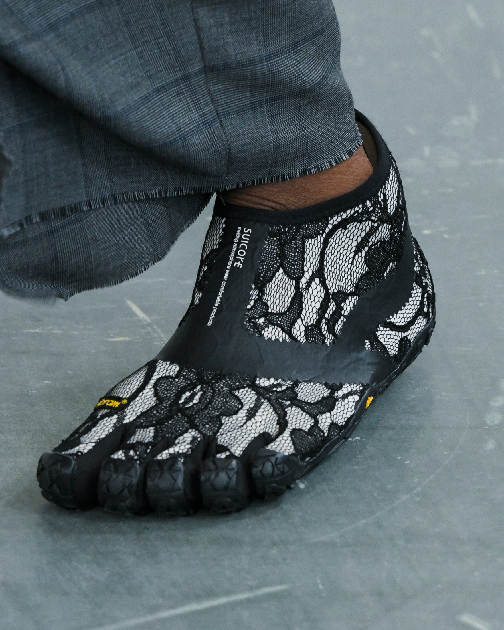 SUICOKE GLOBAL